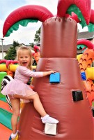 /album/fotogalerie-centrum-safari-8m-s-x-6m-d-x-3-44m-v/safari-horolezecka-stena1-jpg/